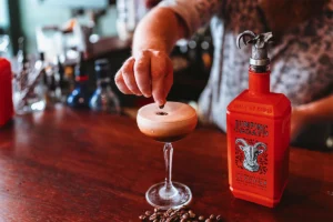 Likier kawowy do espresso martini Jumping Goat z gotowym koktajlem | Crimston Spirits